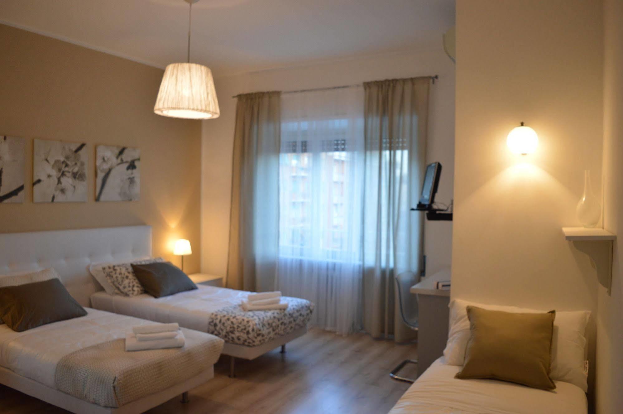 Domus Italiana Hotell Roma Eksteriør bilde
