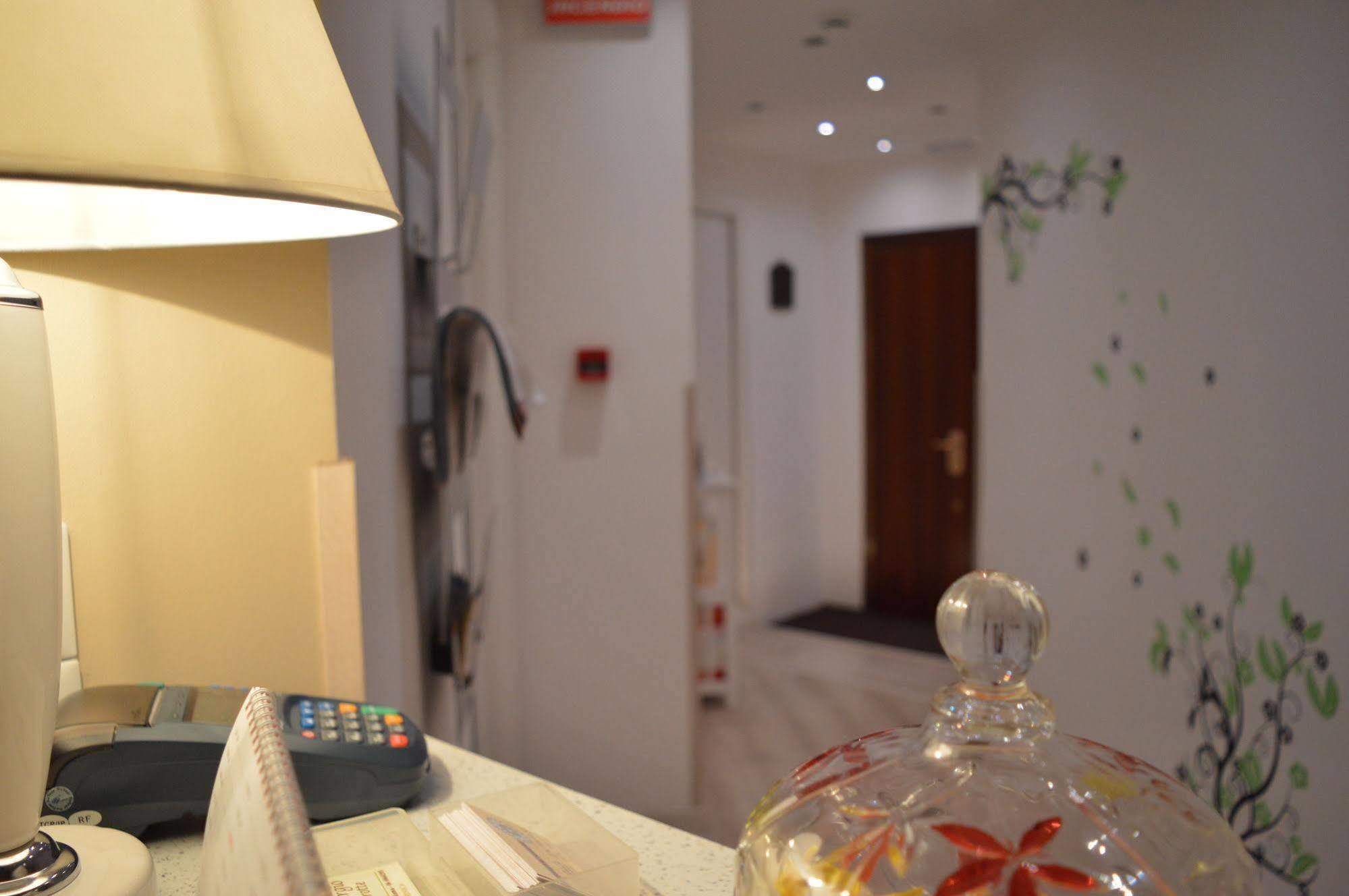 Domus Italiana Hotell Roma Eksteriør bilde